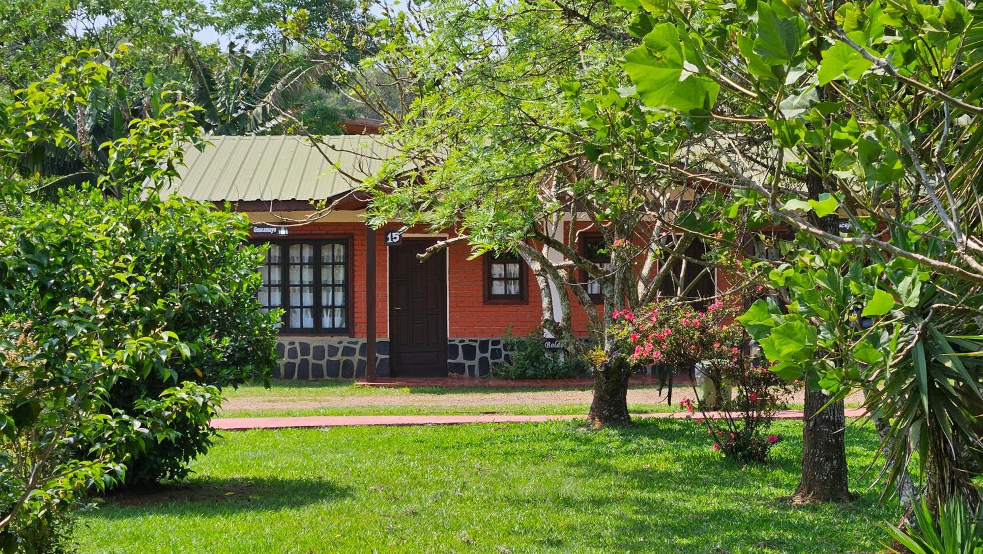 Cabanas El Refugio Del Mensu Puerto Iguazú Exteriér fotografie
