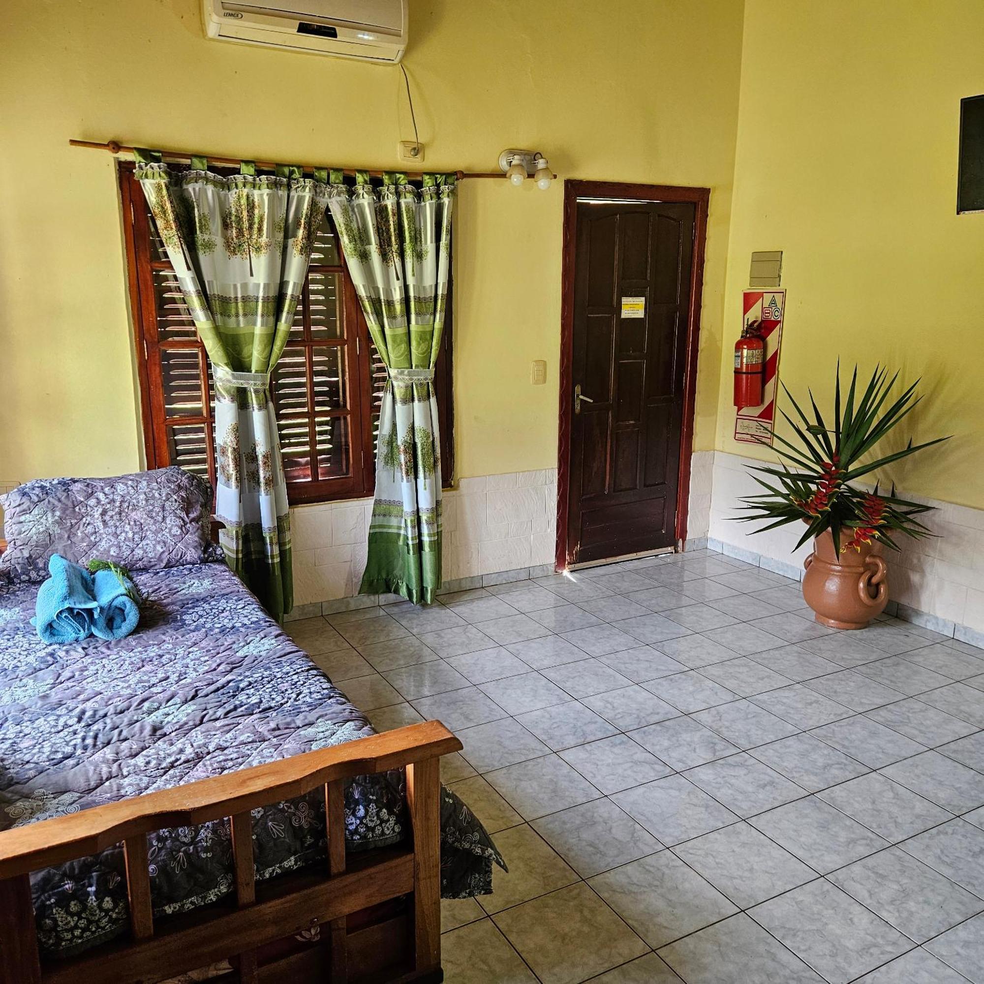 Cabanas El Refugio Del Mensu Puerto Iguazú Exteriér fotografie